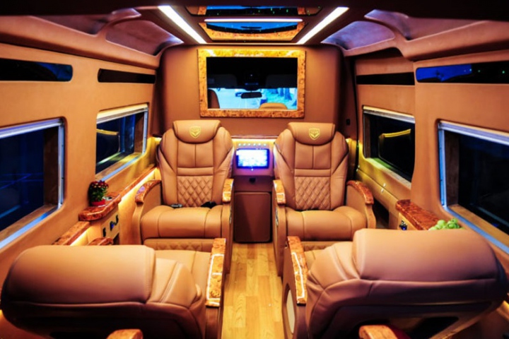 V.I.P Cu Chi Tunnels - Mekong Delta Group Tour