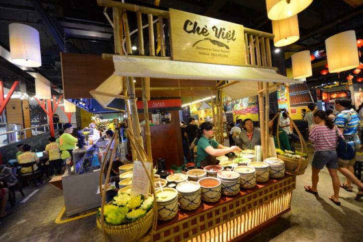 4 Delicious Street Food Markets In Ho Chi Minh City For Appetizers
