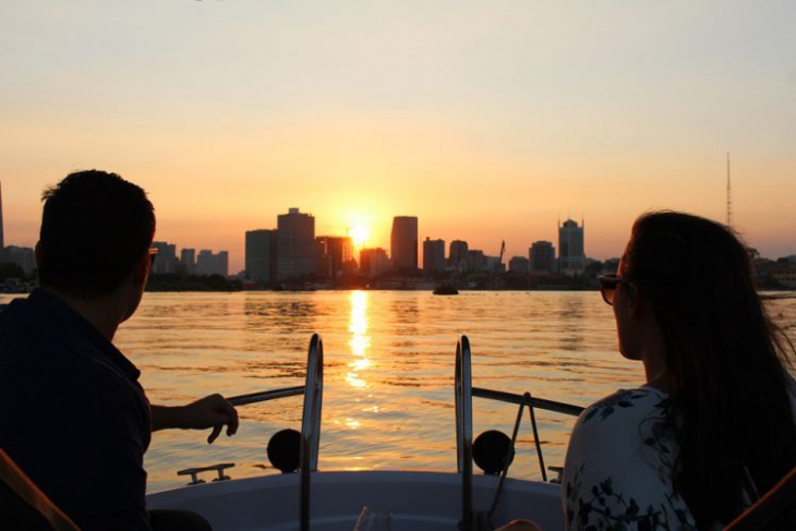 Cruise Your Way Through The Miraculous Sunset Of Saigon