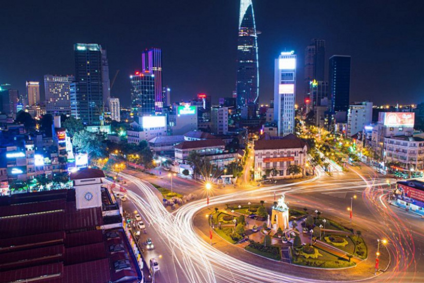 HCM City Welcomes 1.8 Million Foreign Tourists